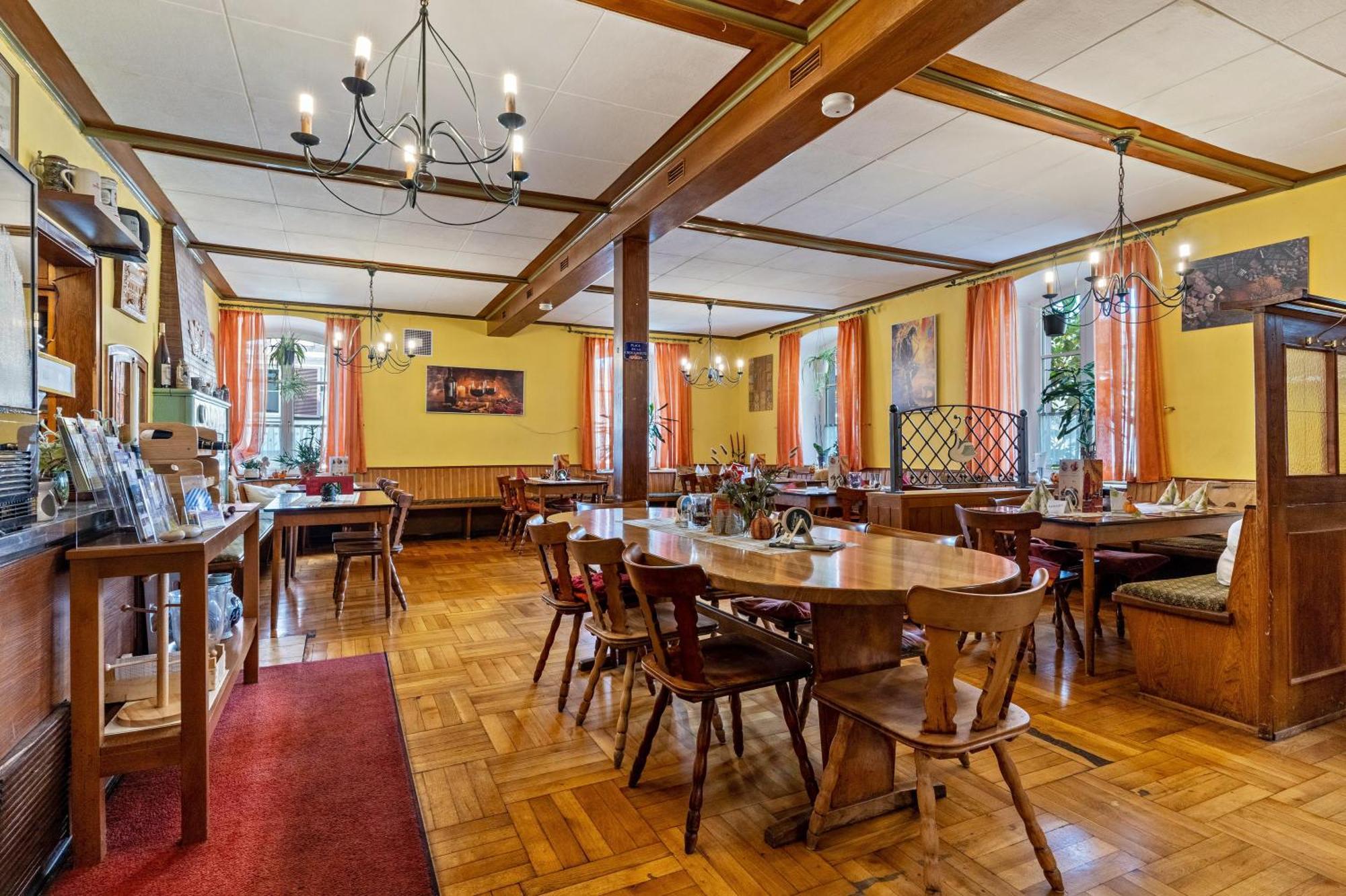 Gasthaus Zum Schwanen Oberkirch  Exteriör bild